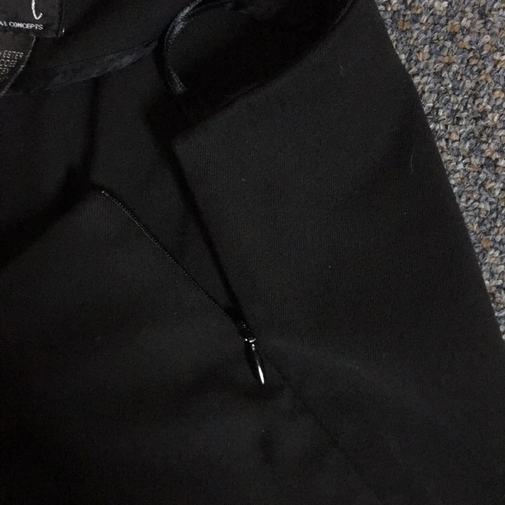 Pants - Picture 4 of 4